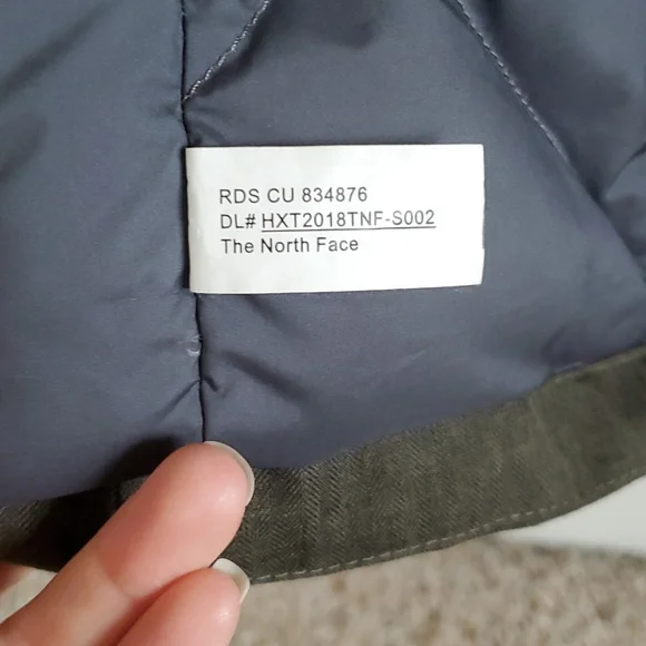 EUC NORTH FACE Girls down winter coat - Picture 4 of 10